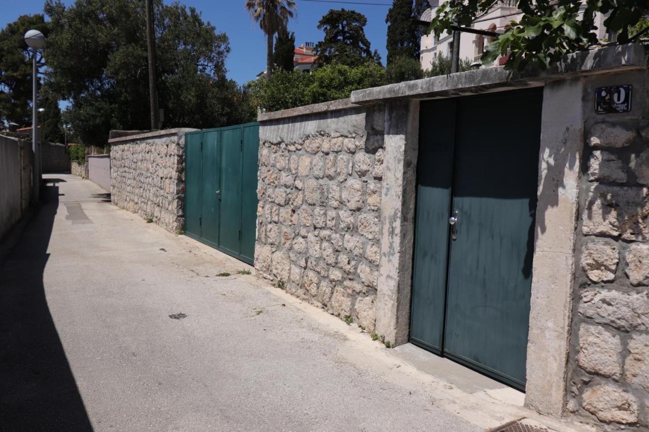 Studio Apartments Kalma Dubrovnik Bagian luar foto